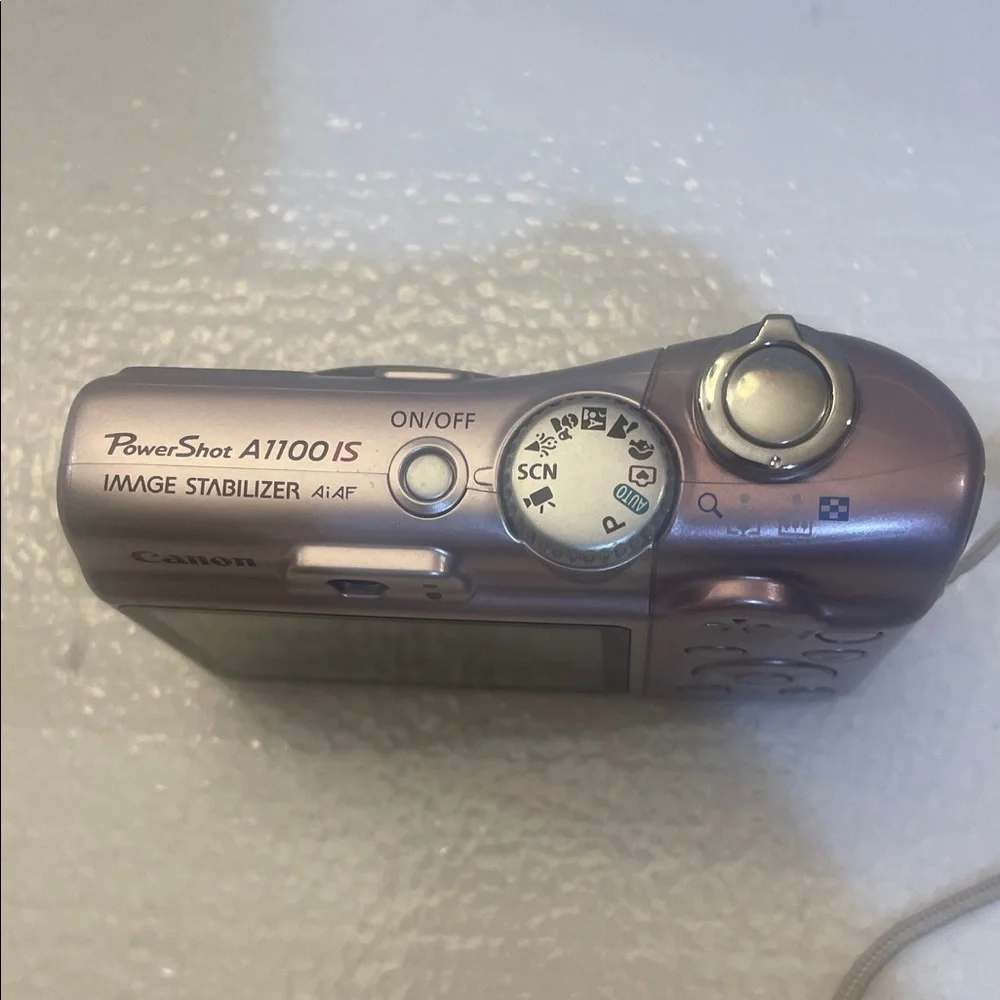 Canon powerShot A1000 IS 12.1MP 4x Optical zoom Digital Camera image stabilizer